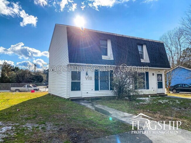 Building Photo - 107 Chesterfield Ct
