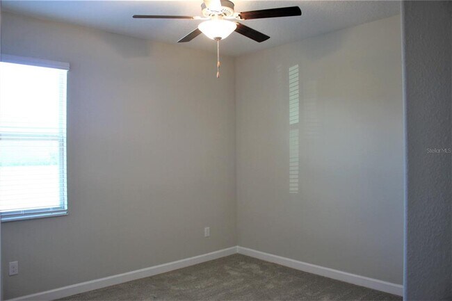 Building Photo - 9077 Shadyside Ln