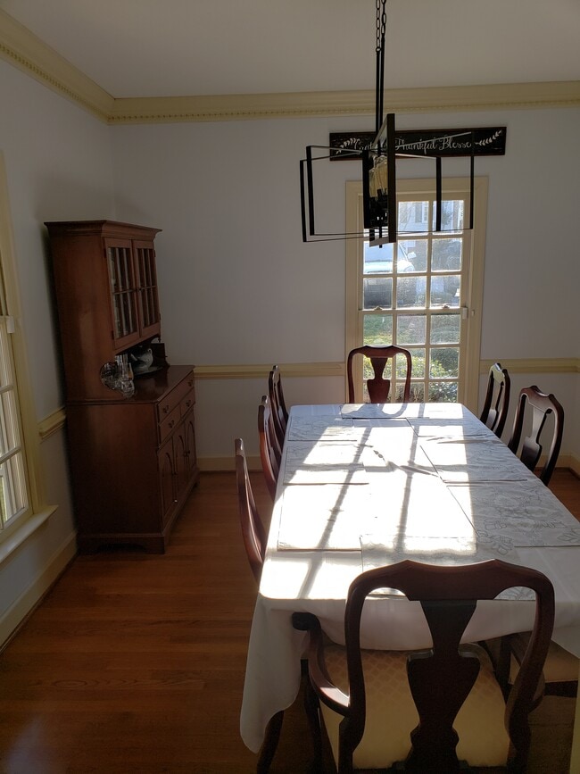 Building Photo - 1729 Berwickshire Cir