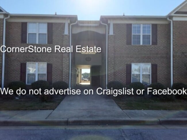 Building Photo - 1710 Renwick Dr