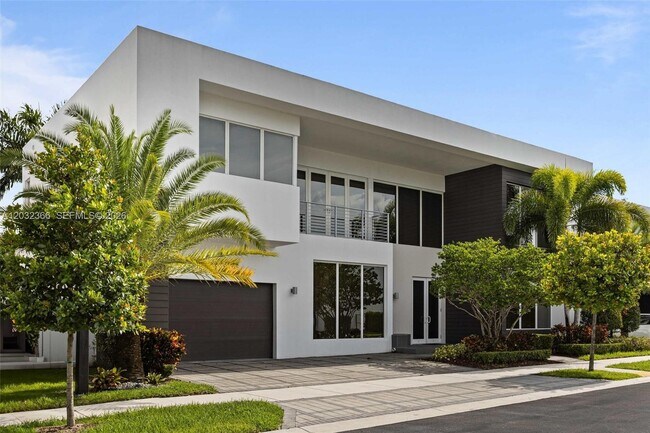 Building Photo - 10296 NW 74th Terrace