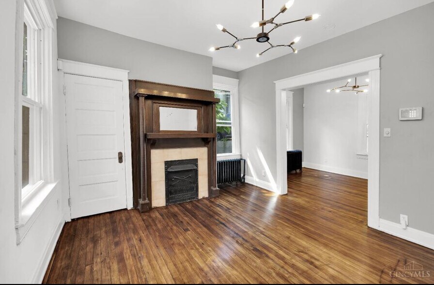 Building Photo - 3033 Marshall Ave