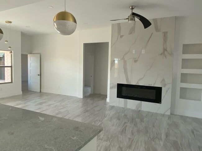 Building Photo - 3627 Yorkshire Dr