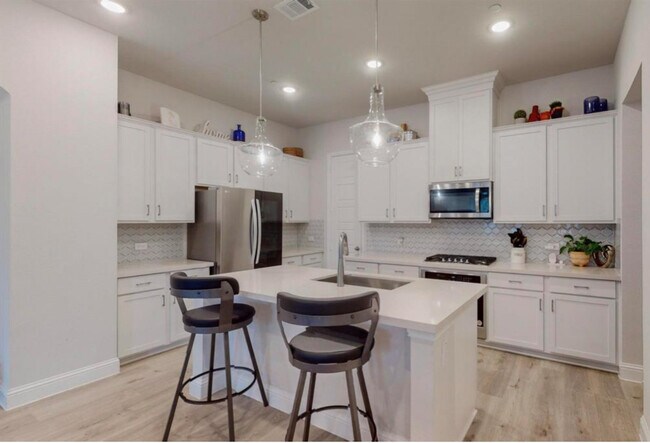 Kitchen Area (2nd Floor) - 2510 Plumas Dr