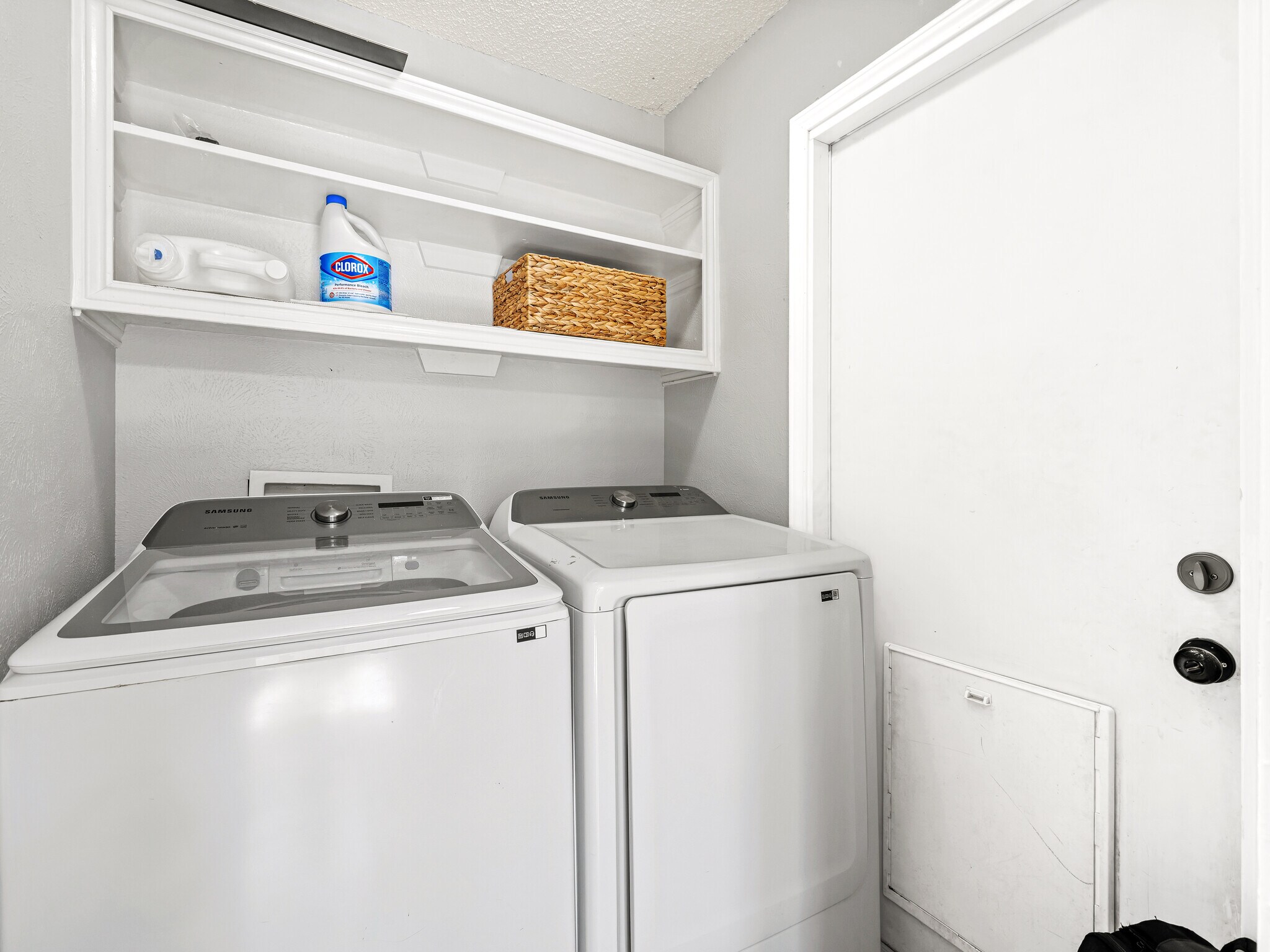 Building Photo - 1113 Roaring Springs Dr