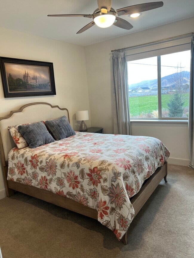 Building Photo - 129 S 700 E