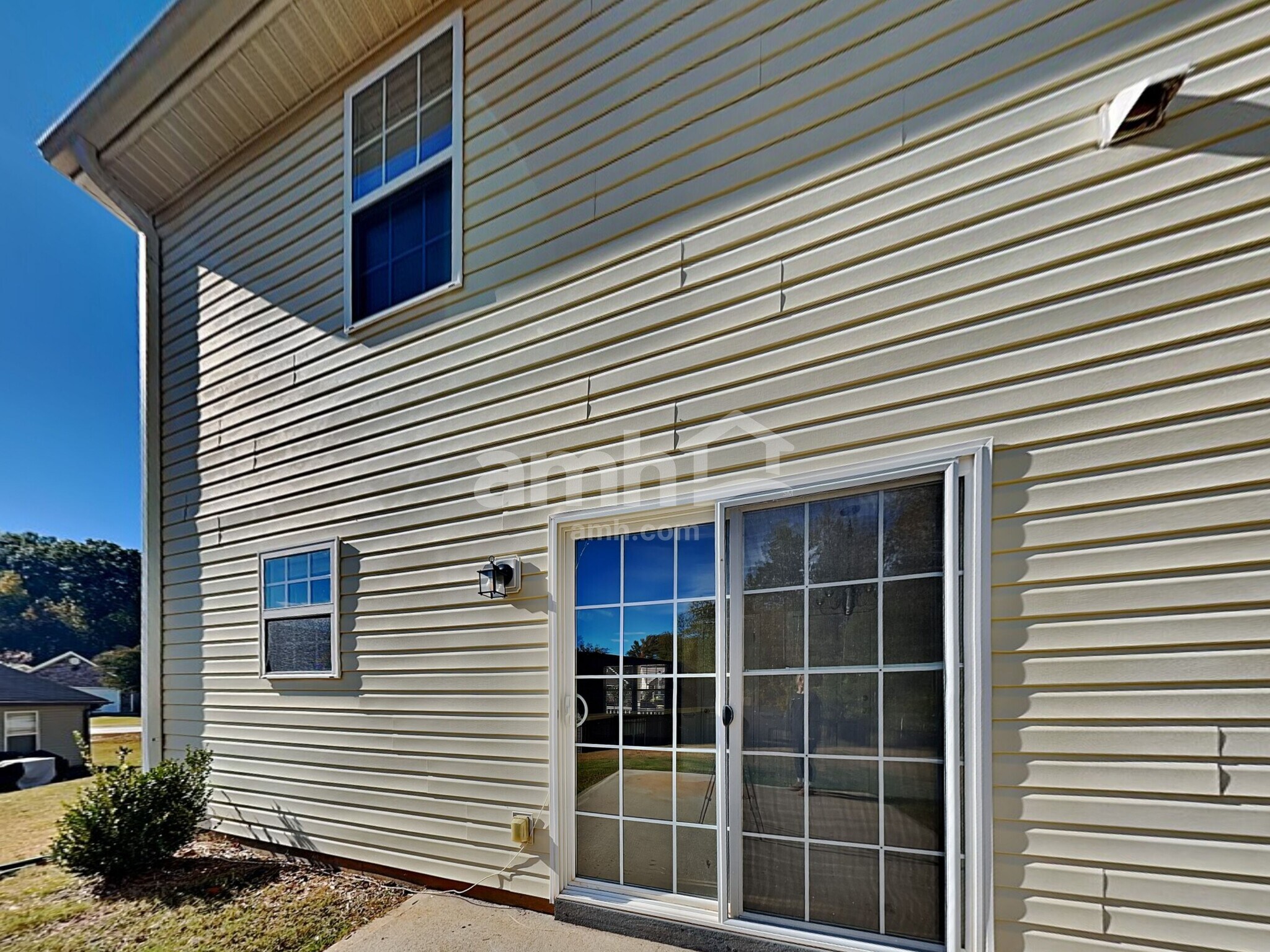 Building Photo - 122 Duraleigh Rd