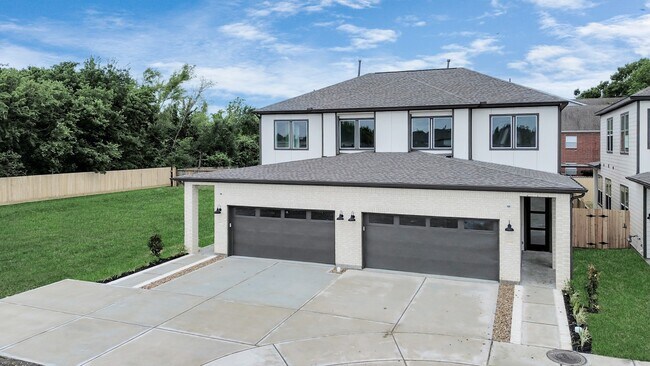 Building Photo - 4338 Avron Dr