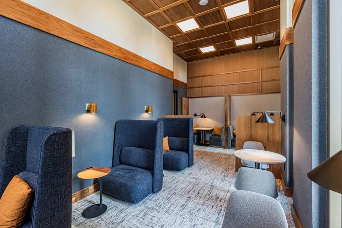 Building Photo - 357 N Desplaines St