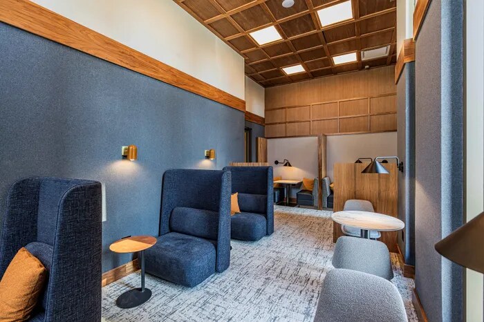 Building Photo - 360 N Desplaines St