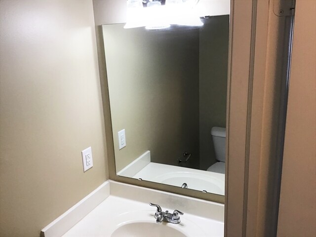 Building Photo - 14077 Wheeling Ct