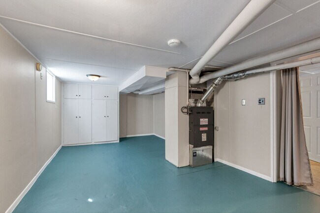 Building Photo - 3135 W 44th Ave