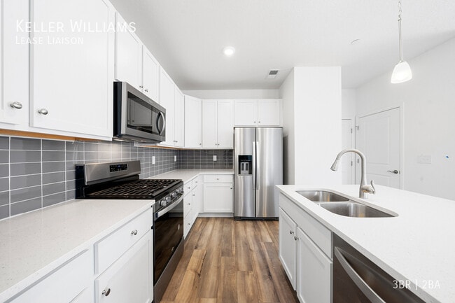 Building Photo - 415 Millwall Cir