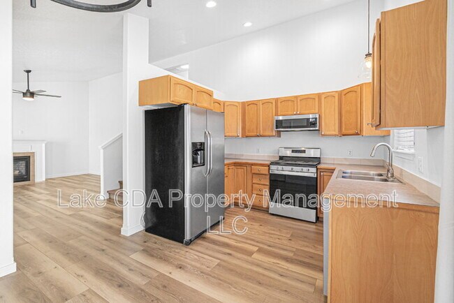Building Photo - 5147 W Palmwood
