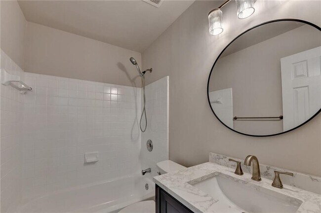 Building Photo - 6415 Sterling Dr