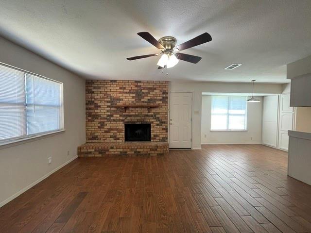 Building Photo - 7536 Meadowlark Ln N