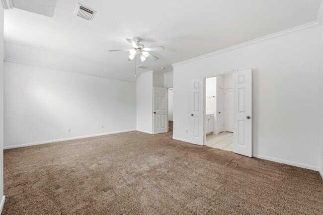 Building Photo - 103 Ledgestone Pl