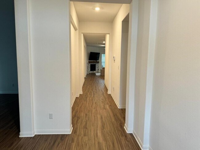 Building Photo - 12204 Perritos Pl
