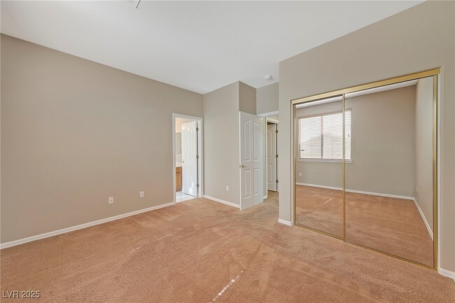Building Photo - 2385 Stansbury Ct