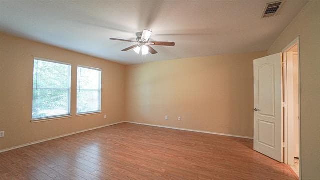 Building Photo - 2110 Rose May Dr