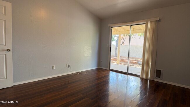 Building Photo - 2207 W Ironwood Dr