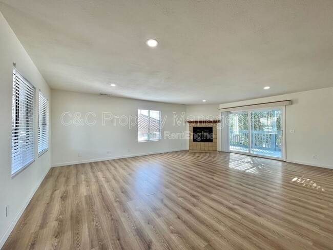 Building Photo - 24037 Gymkhana Rd