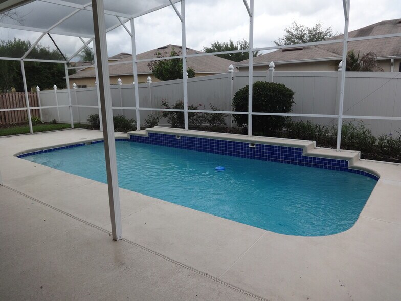 Building Photo - 1268 Foxforrest Cir