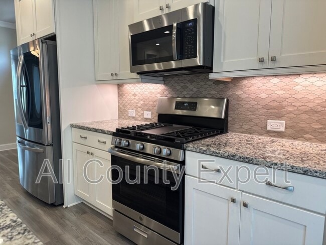 Building Photo - 1529 Huntwood Ct