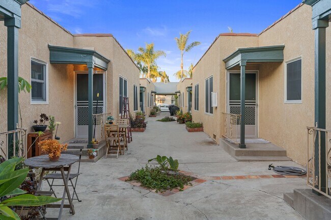 Building Photo - 3312 E 2nd Street