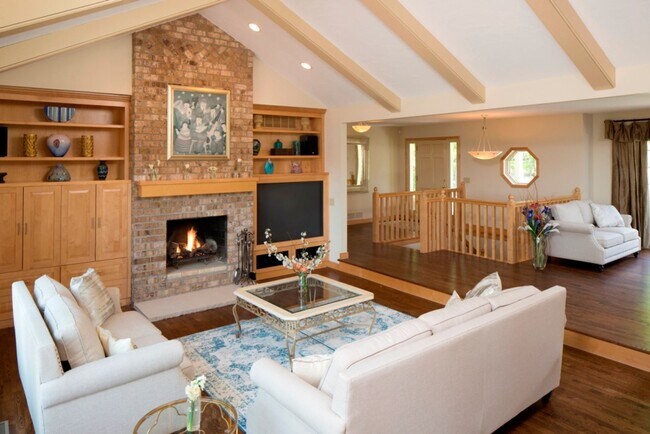 Building Photo - Resort Home