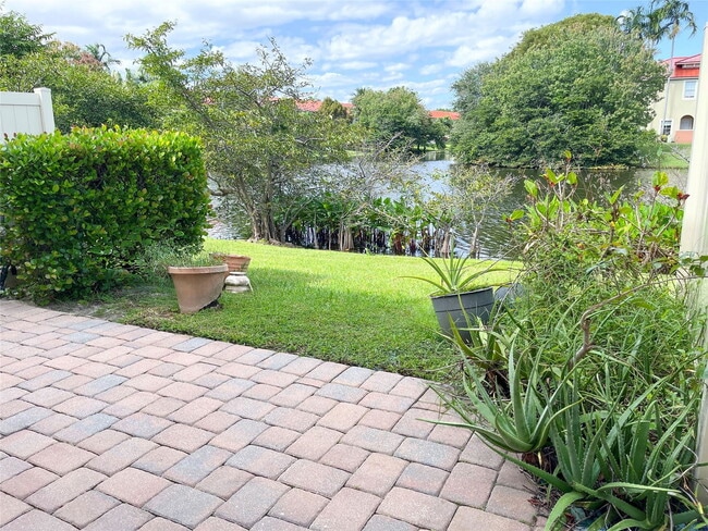 Building Photo - 219 Lake Monterey Cir