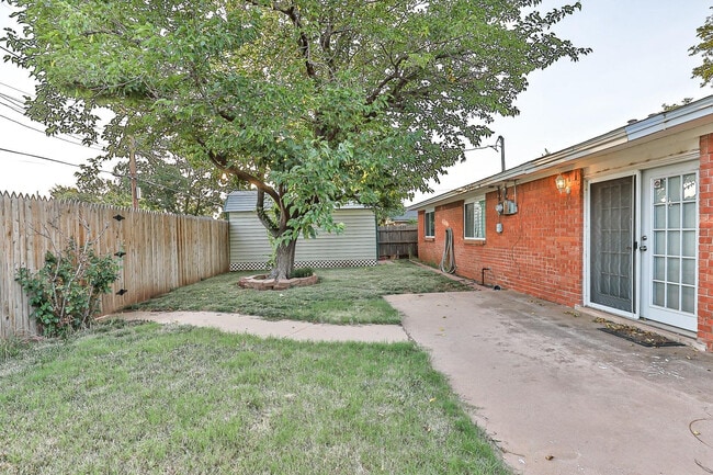 Building Photo - 5506 37th St