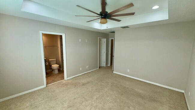 Building Photo - 8569 Vedder Ln