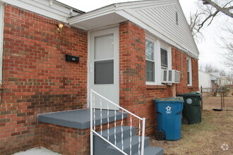 Building Photo - 2 bed, Tinker Close