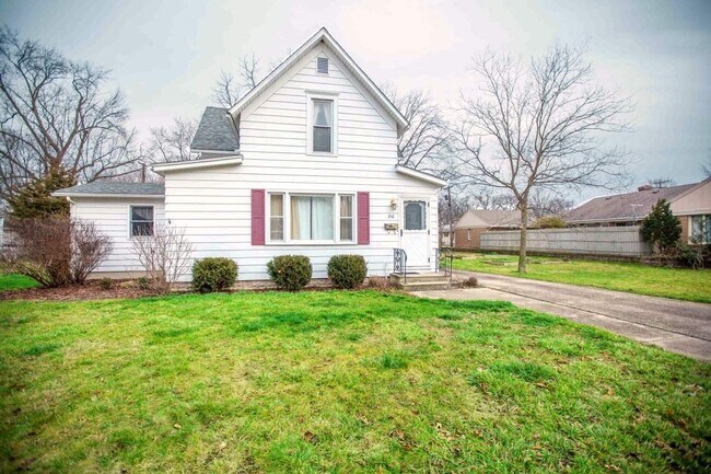 Primary Photo - 3 Bedroom Home in Elkhart with Garage and ...