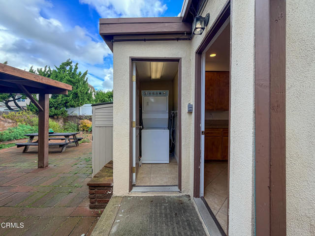 Building Photo - 1065 Belfast Ln