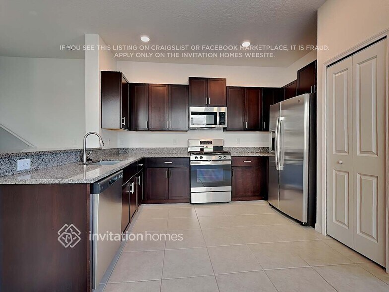 Building Photo - 3131 Pinnacle Peak Dr