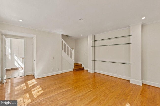 Building Photo - 1400 S Edgewood St