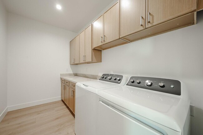 Building Photo - 15006 N Ivory Dr