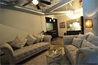 Building Photo - 313 E Lafayette St