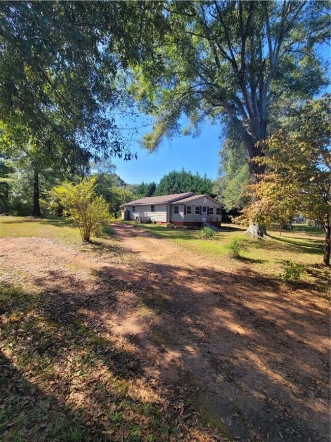 Building Photo - 224 Liberty Dr