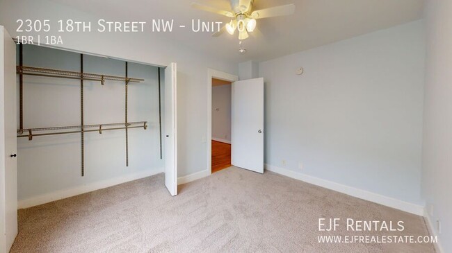 Building Photo - Top Floor Adams Morgan One Bedroom W/Washe...