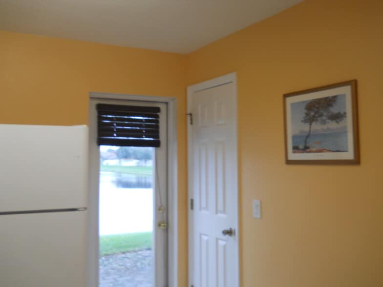 Building Photo - 975 Luminary Cir