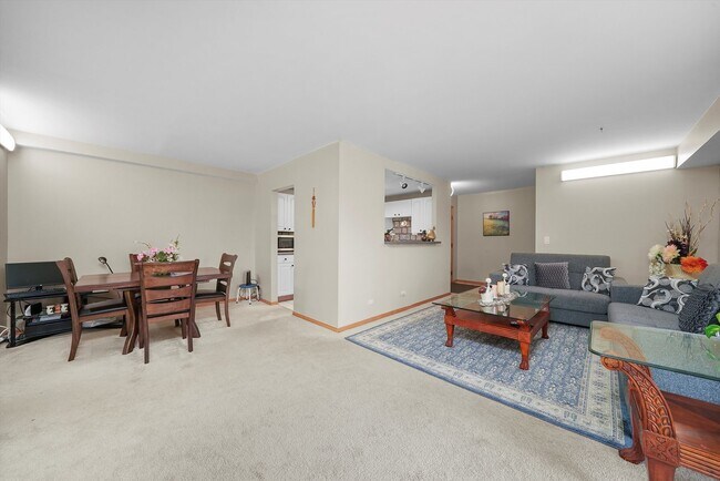 Building Photo - 1460 Fairlane Dr