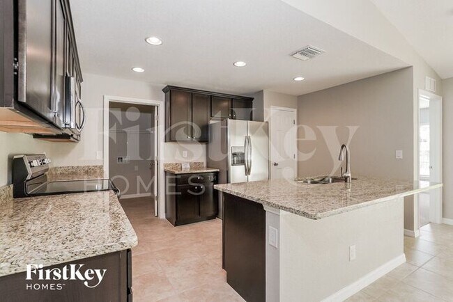 Building Photo - 1114 SW 41st Terrace