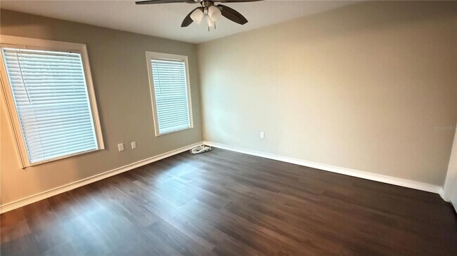Building Photo - 333 Island Way