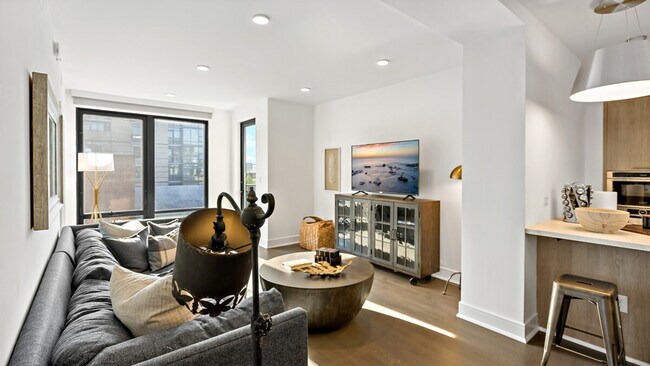 Building Photo - 1845 9th St NW