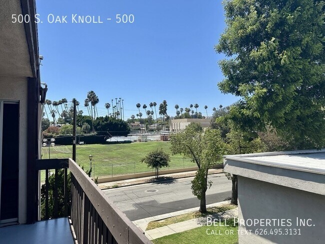 Building Photo - 500 S Oak Knl