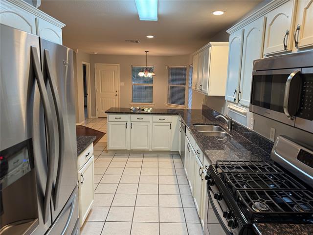 Building Photo - 1401 Hill Lockwoods Dr