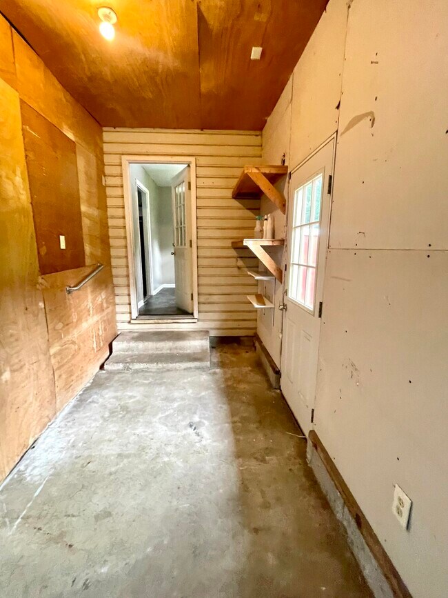 Building Photo - 114 Pardue Ln